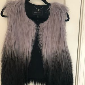 🛑SOLD🛑BCBGMAXAZRIA Bonni Vest